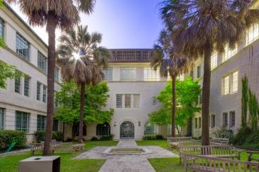 Goldsmith Courtyard